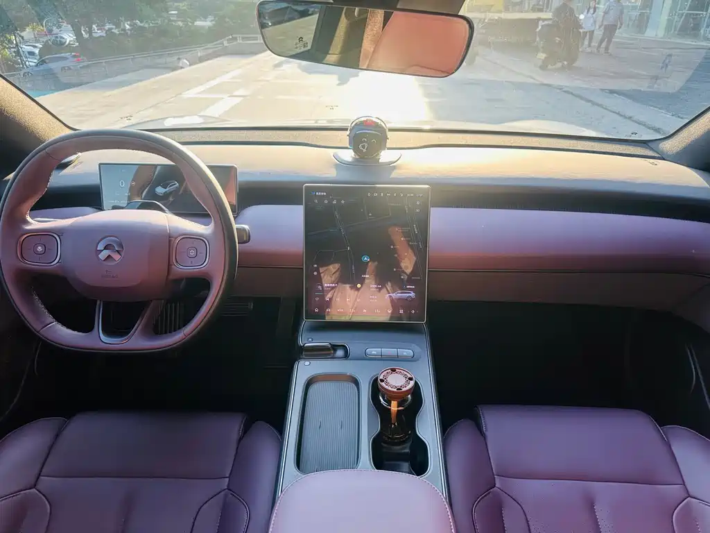 NIO ET5T — миниатюра 6