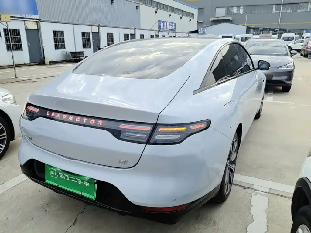 Leapmotor Leapmotor C01 — миниатюра 7
