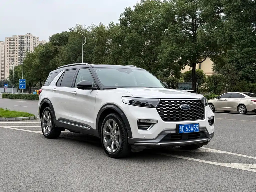 Ford Explorer — миниатюра 3