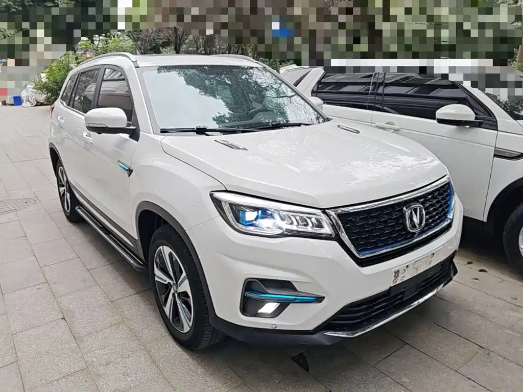 Changan CS75 New Energy — миниатюра 4