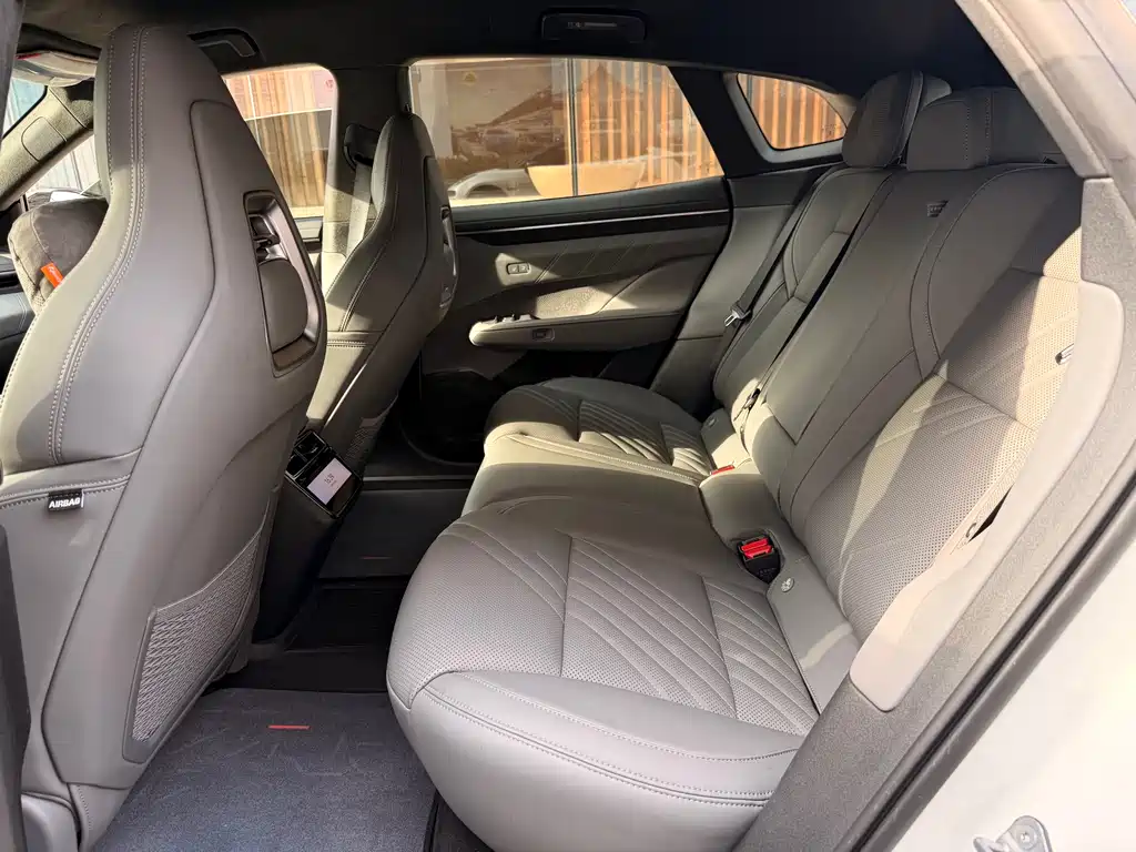 ZEEKR EXTREME KRYPTON 001