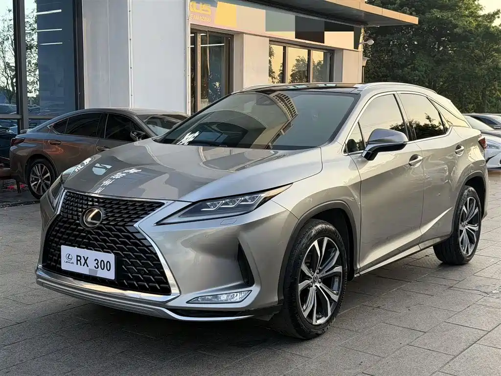 Купить Lexus RX