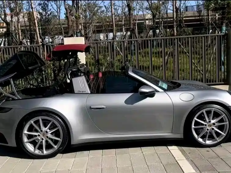 Porsche 911 — миниатюра 3