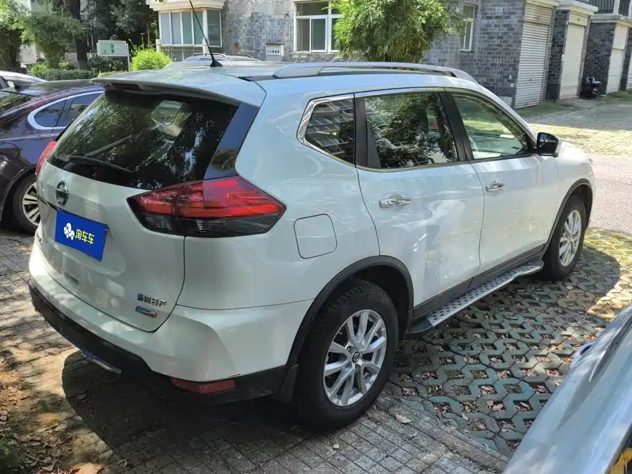 Nissan X-Trail — миниатюра 3