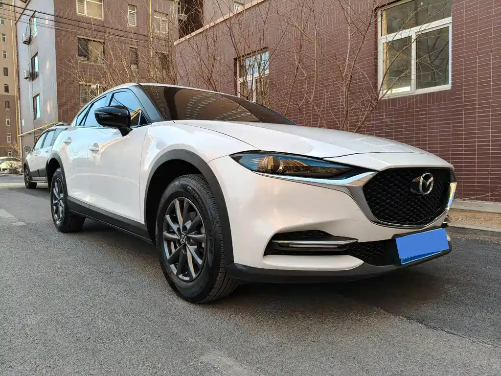 MAZDA CX 4