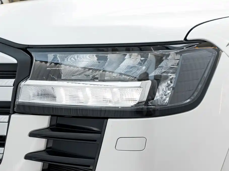 Toyota Land Cruiser — миниатюра 8