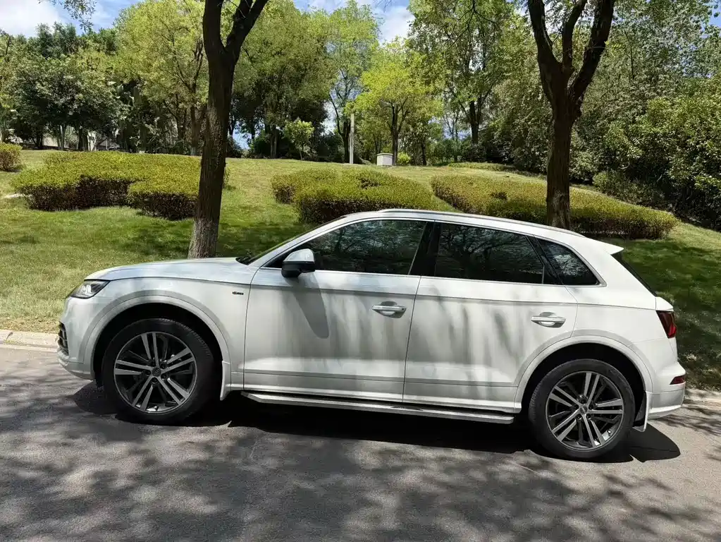 Audi Q5L — миниатюра 17