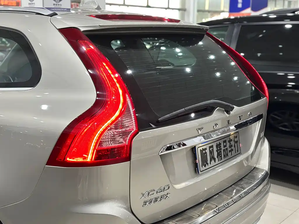 Volvo XC60 — миниатюра 17