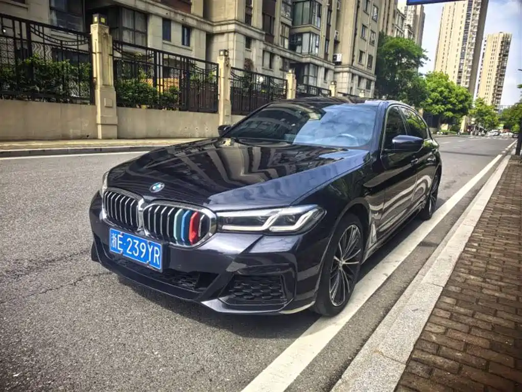 BMW 5 Series 2023