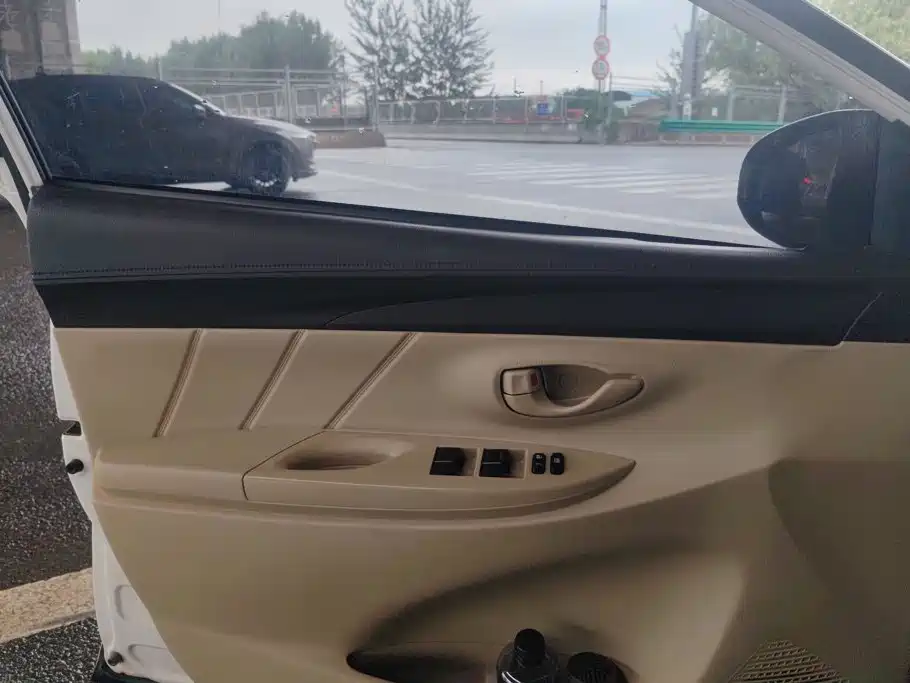 Toyota Vios — миниатюра 7