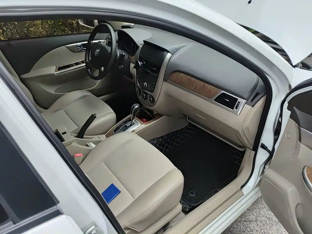 Buick Excelle — миниатюра 18