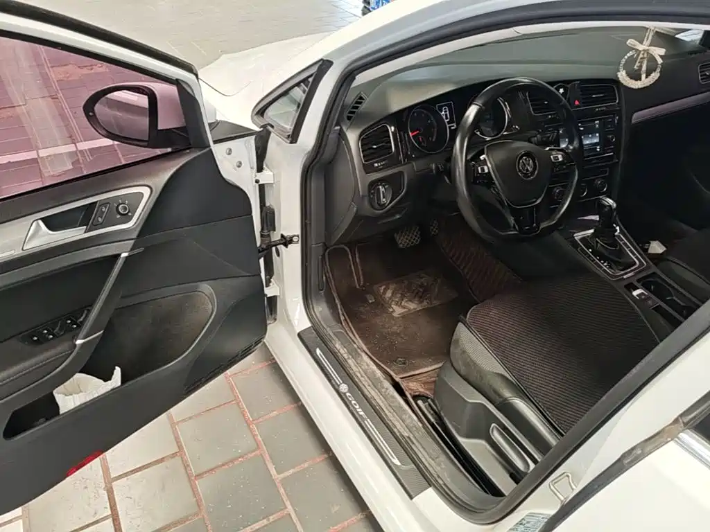 Volkswagen Golf — миниатюра 16