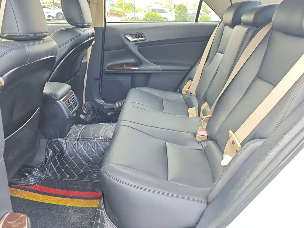 Toyota Reiz 2013 2.5S