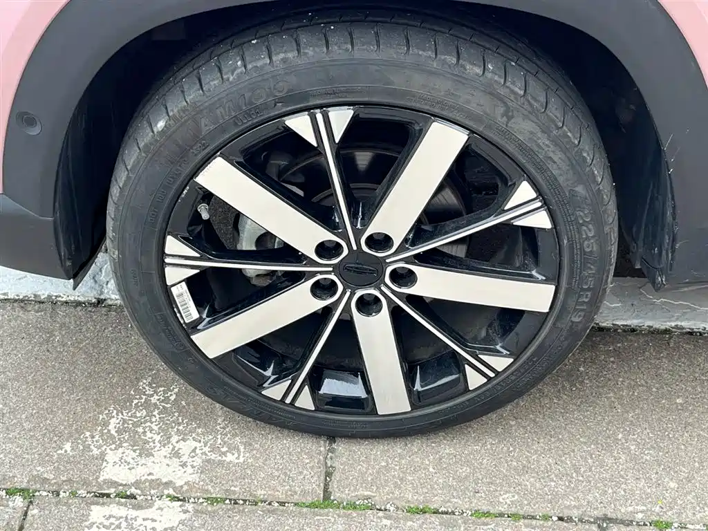 GEELY AUTOMOBILE GEELY ICON