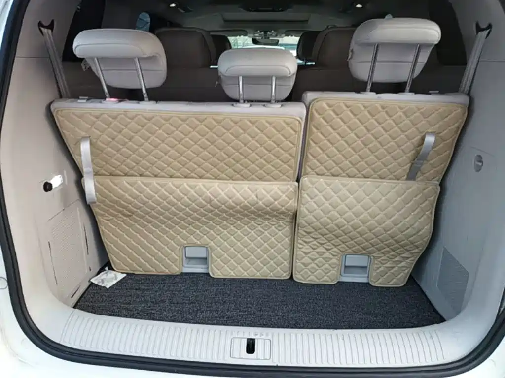 Roewe iMAX8 New Energy — миниатюра 19