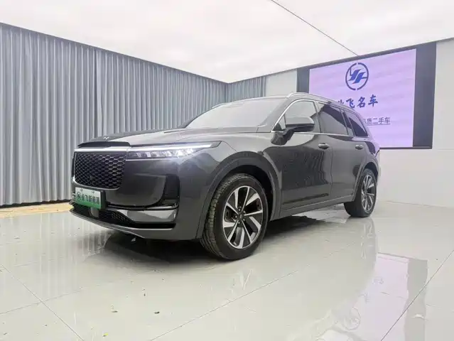 Li Auto ONE