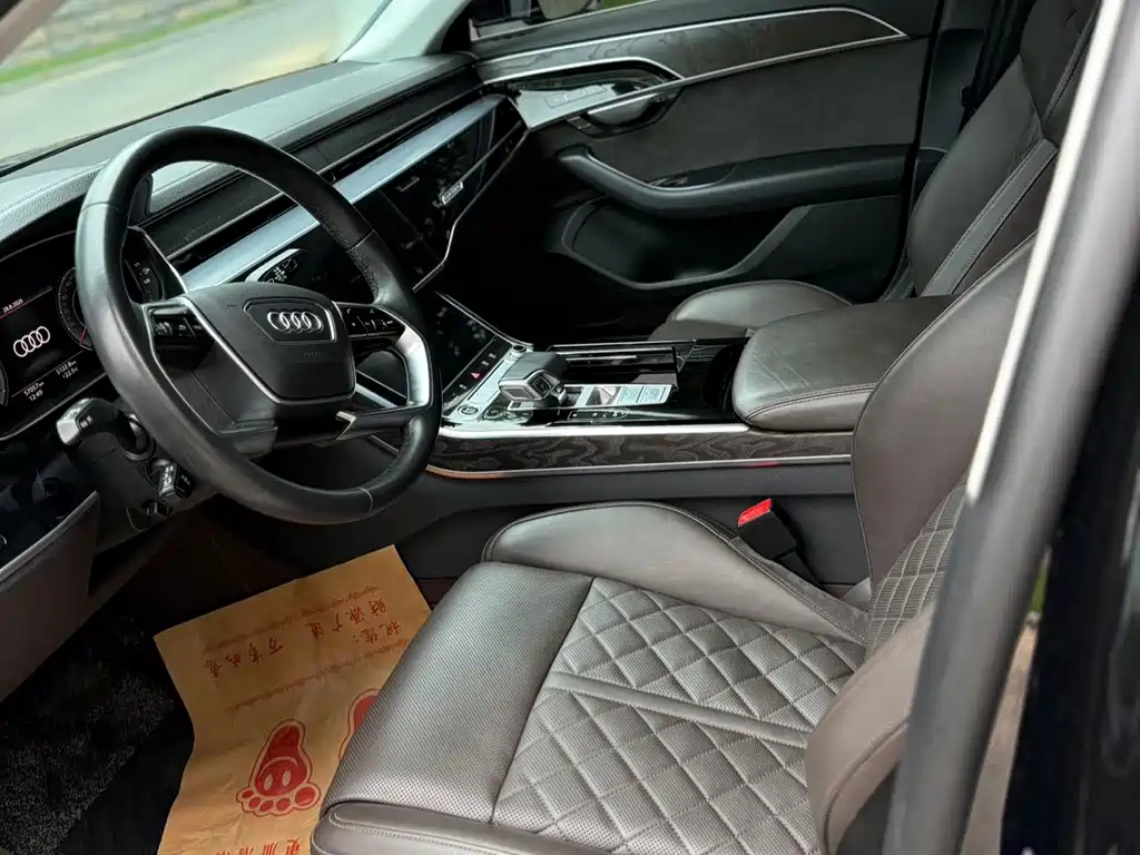Audi A8 — миниатюра 4