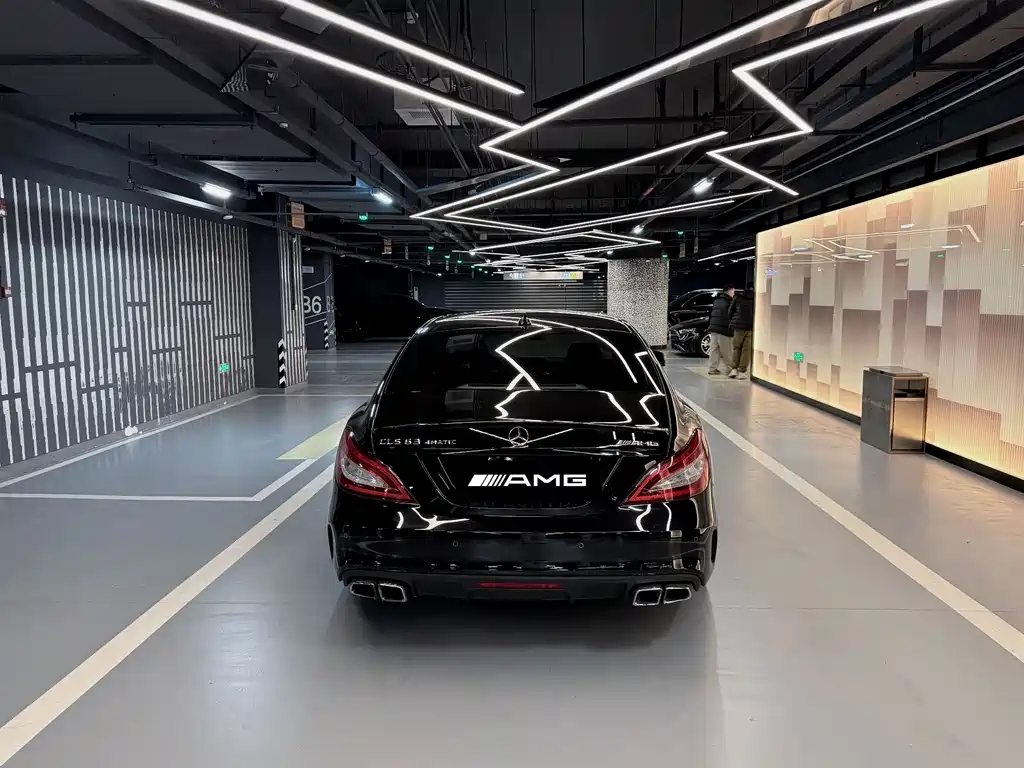 MERCEDES-BENZ CLS AMG