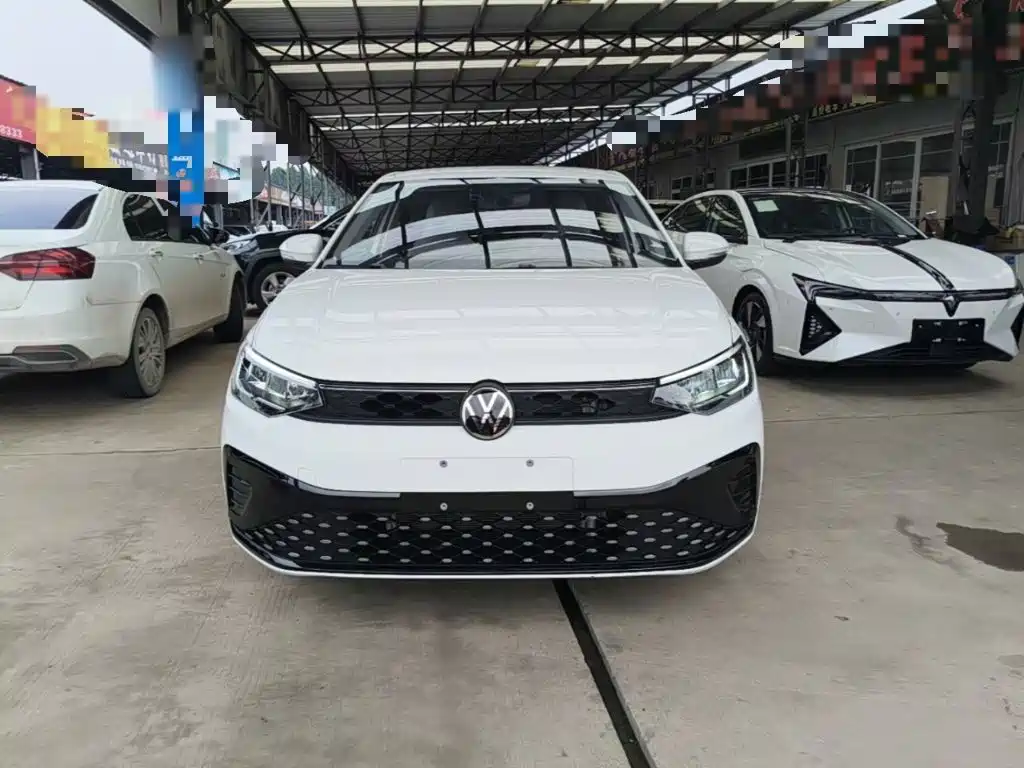 Volkswagen Lavida — миниатюра 3