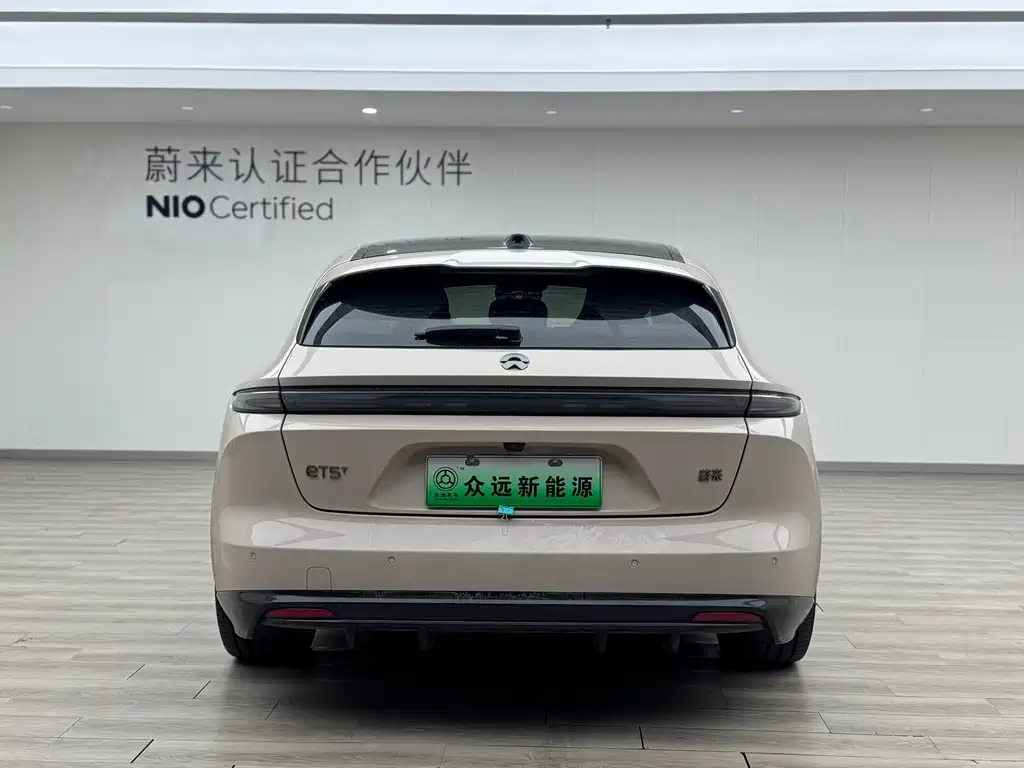NIO ET5T 2025 75kWh Touring
