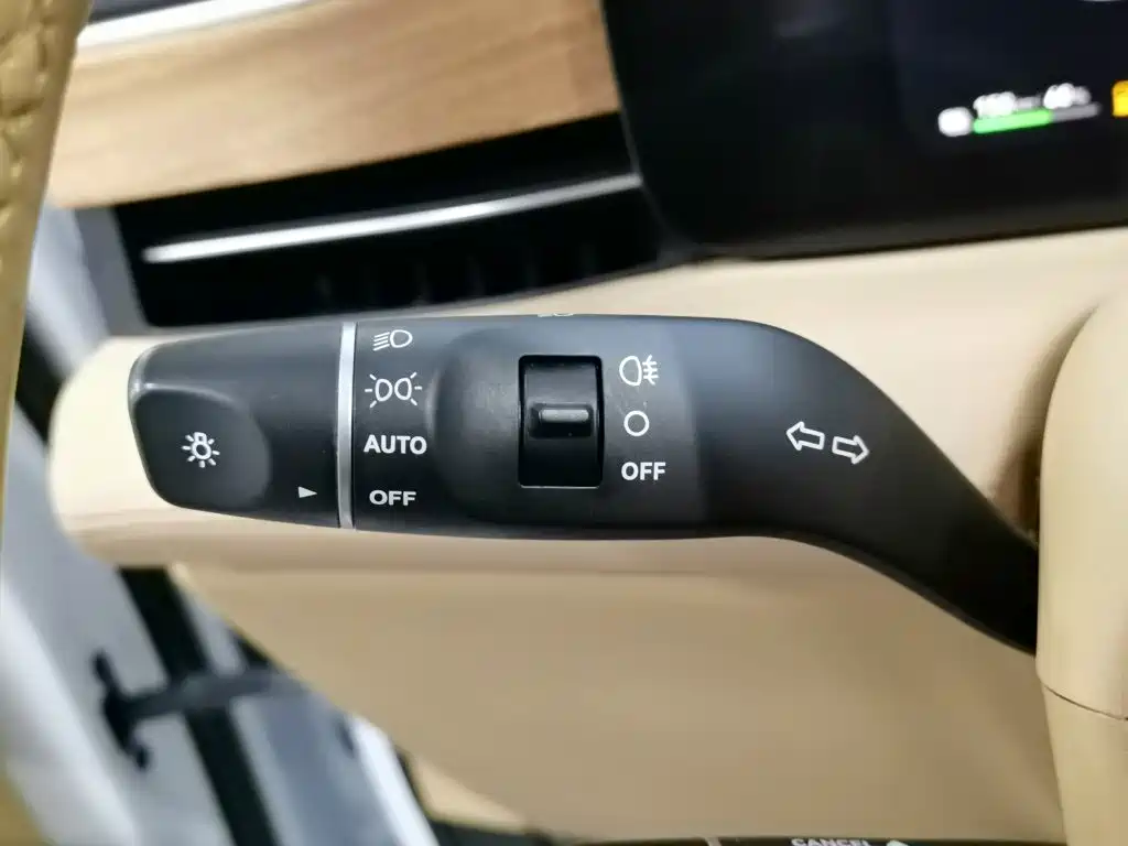 AITO AITO M5 — миниатюра 21