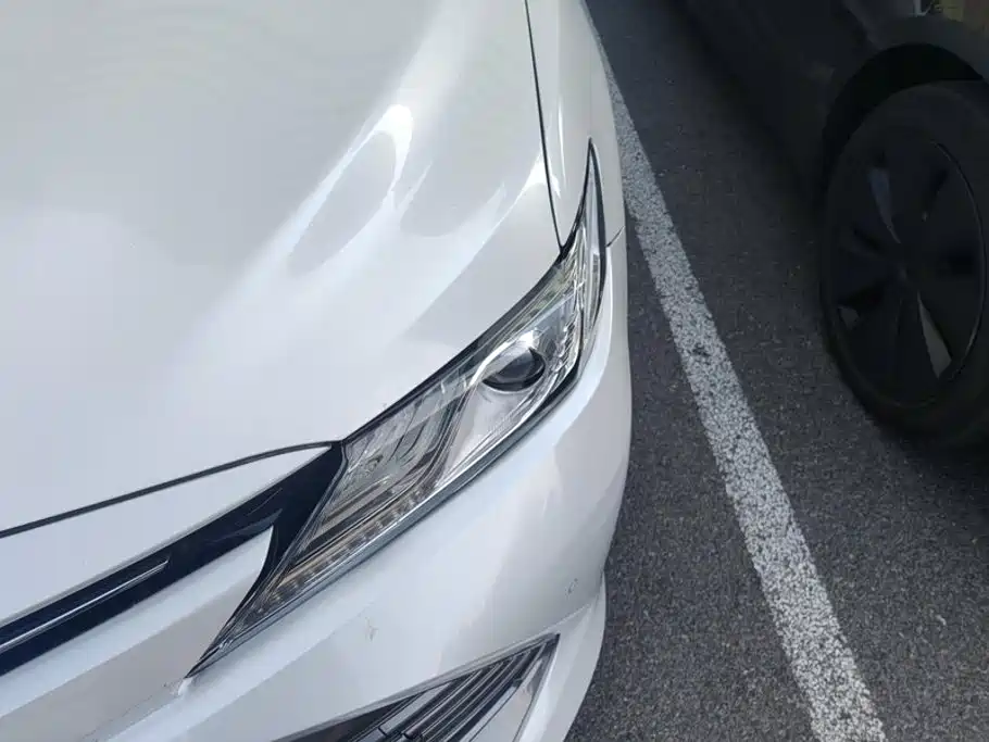 Toyota Camry — миниатюра 5