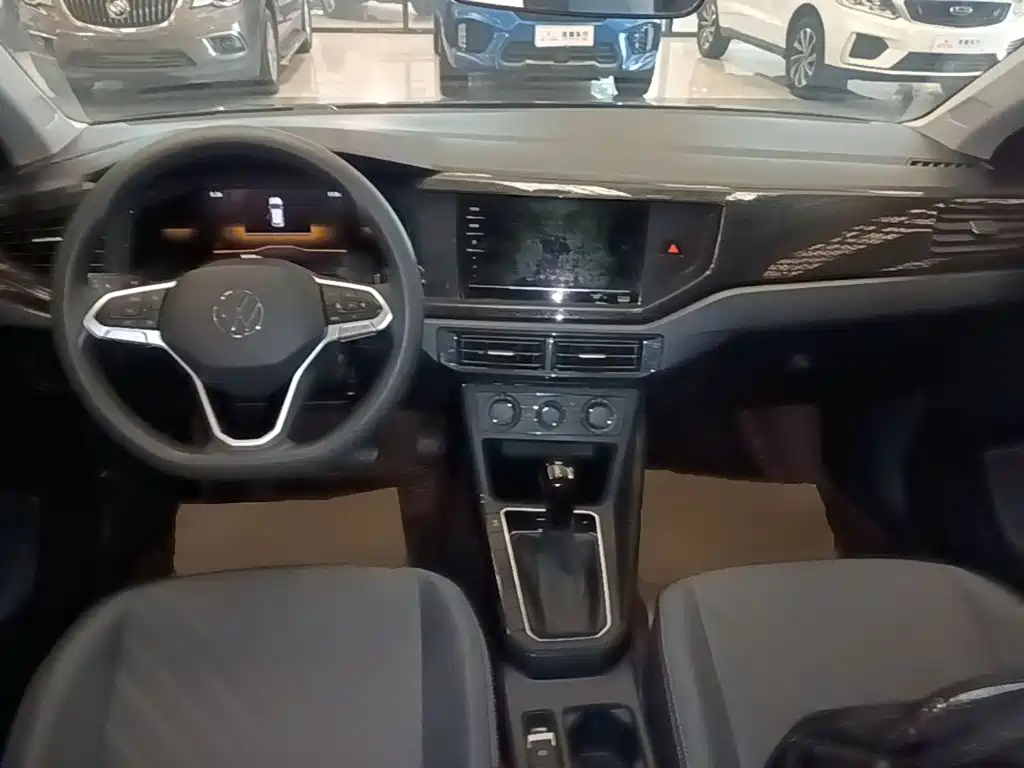 Volkswagen Lavida — миниатюра 10