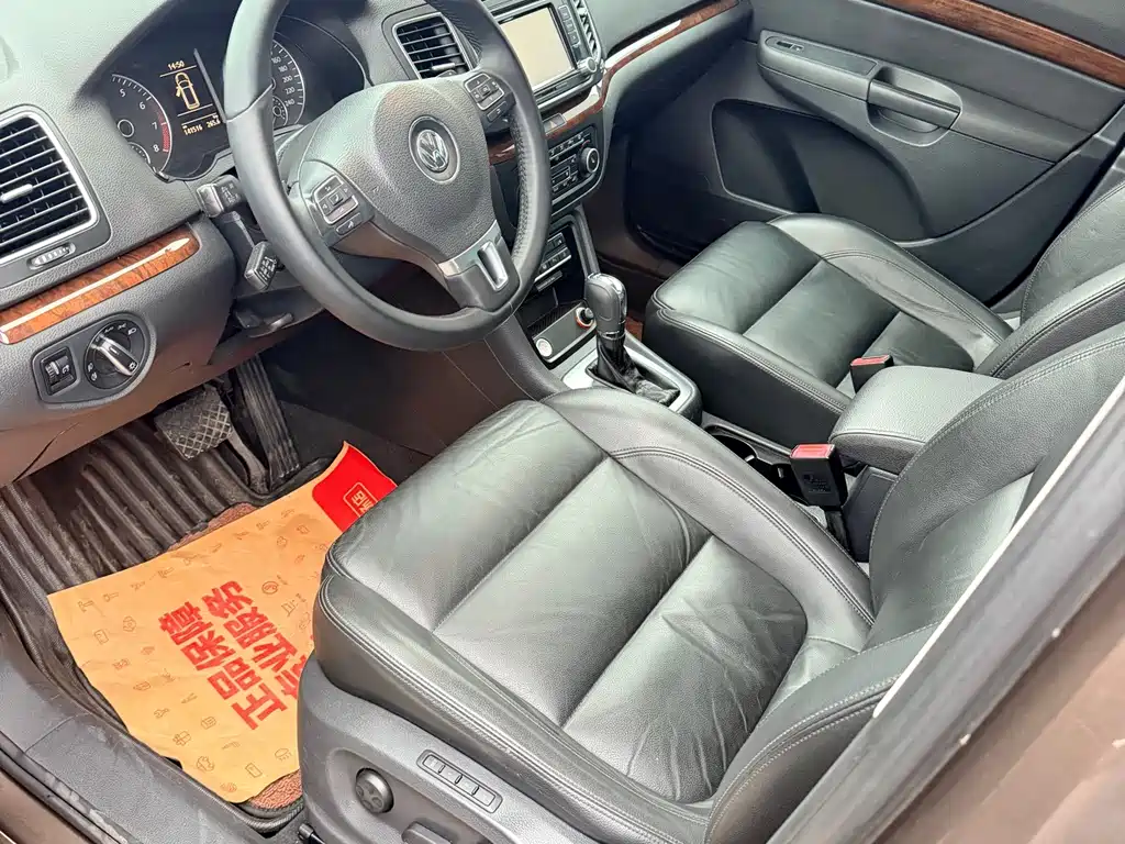 Volkswagen Sharan — миниатюра 8