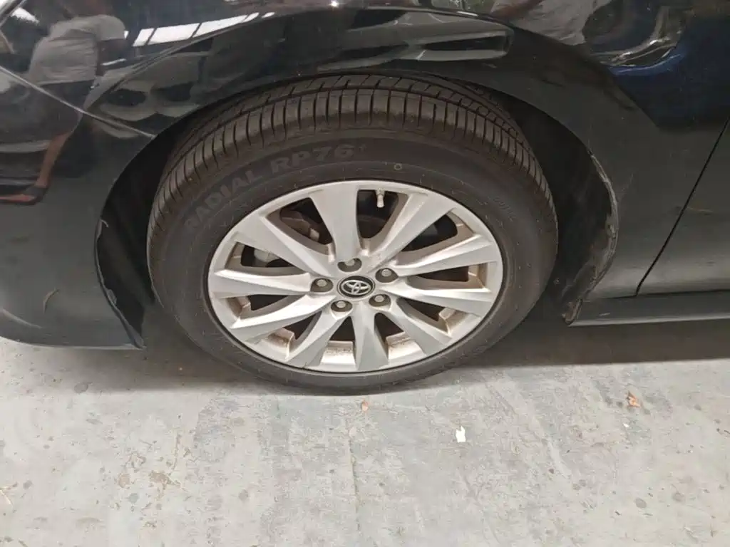 Toyota Camry — миниатюра 23
