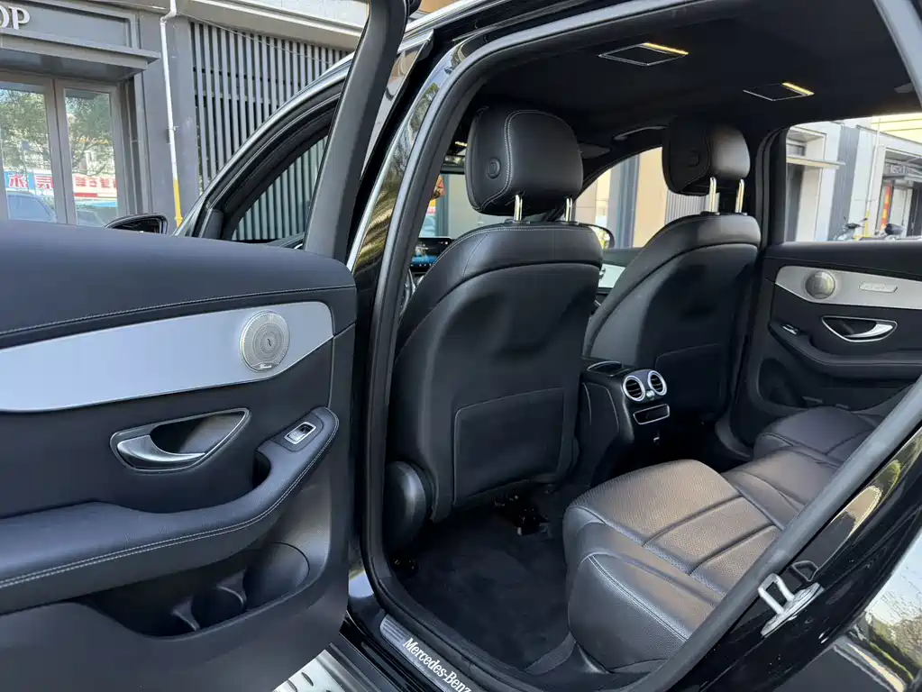 Mercedes-Benz GLC — миниатюра 11