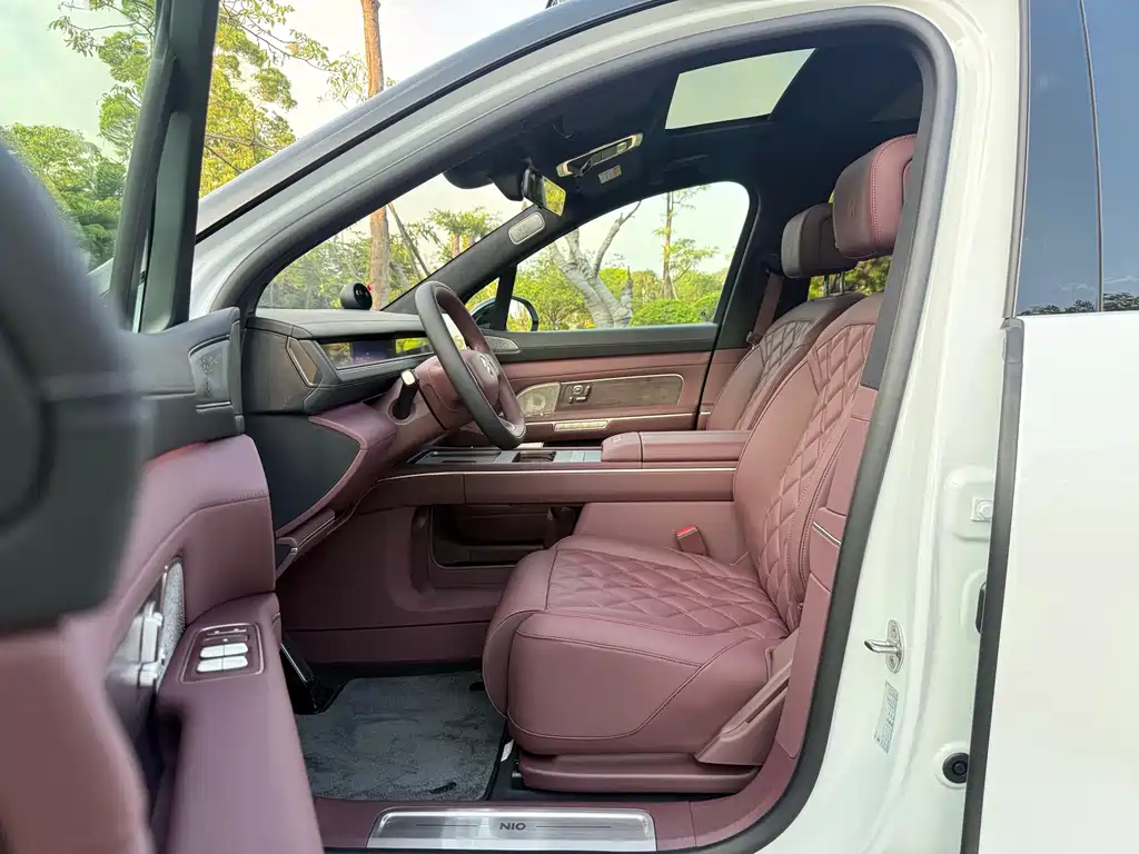 NIO ES8 2026 мест Executive Luxury