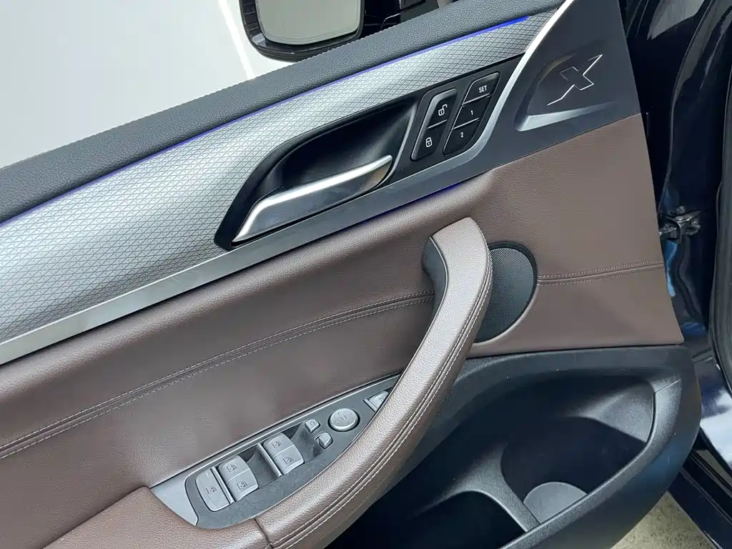 BMW X4 — миниатюра 12