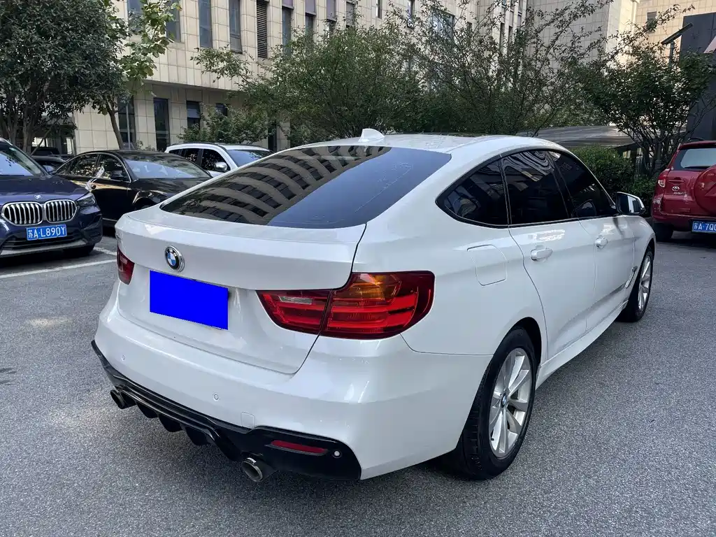BMW 3 Series GT — миниатюра 6