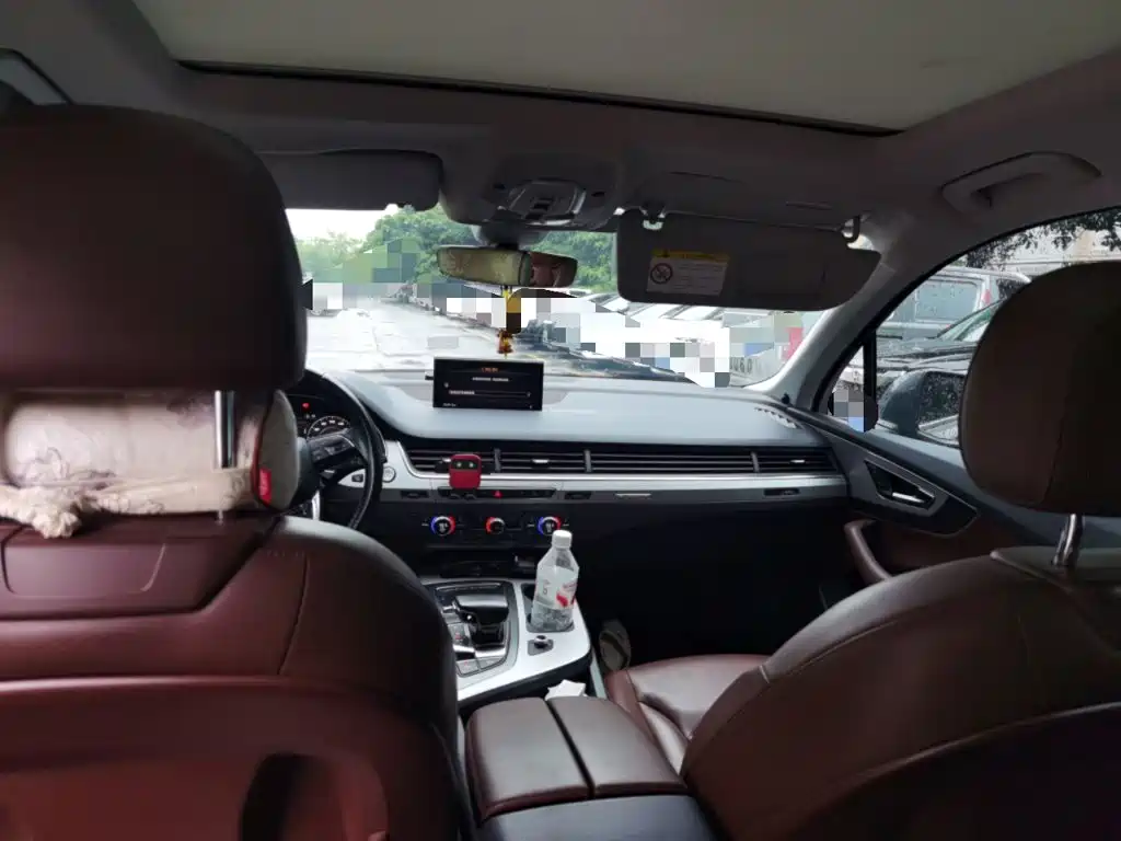 Audi Q7 — миниатюра 19