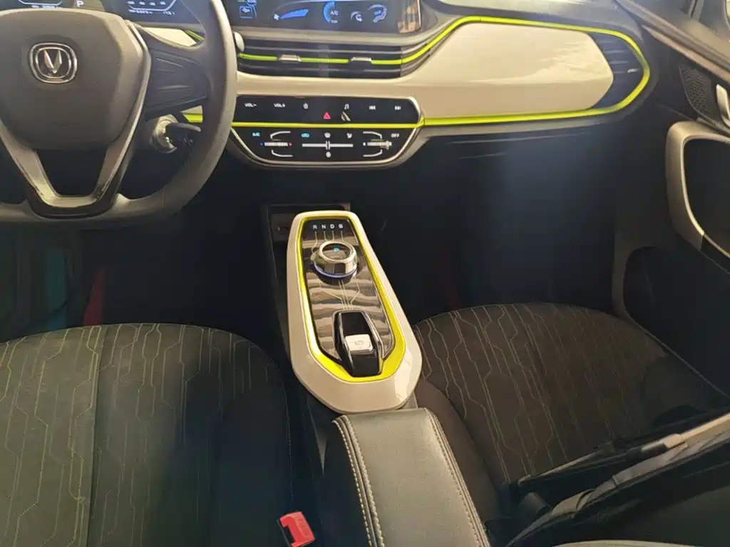 Changan Benben E-Star — миниатюра 14
