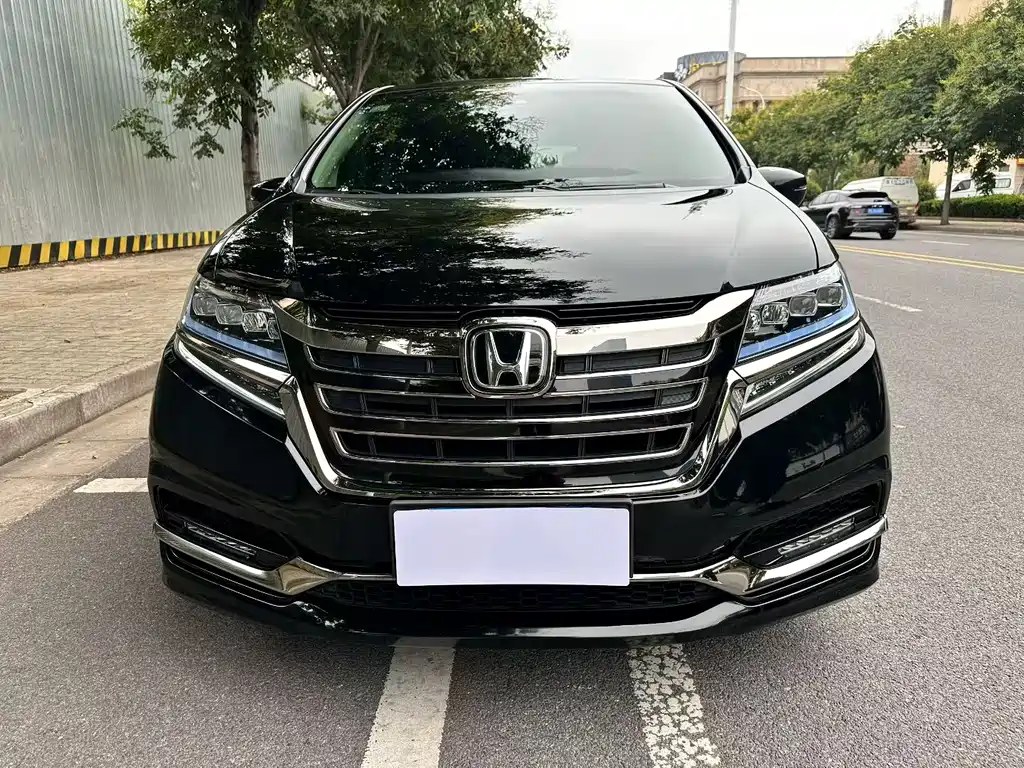 Honda Elysion — миниатюра 2