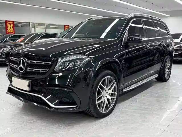 MERCEDES-BENZ GLS AMG