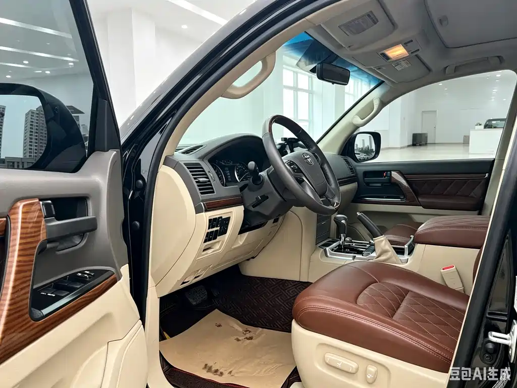 Toyota Land Cruiser — миниатюра 5