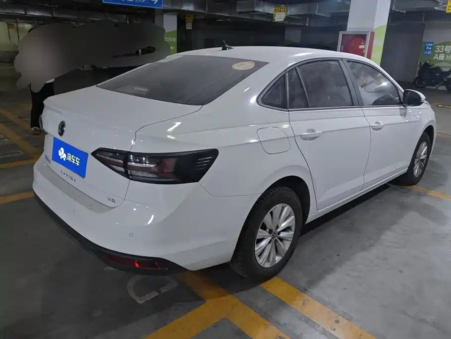 Volkswagen Lavida — миниатюра 3