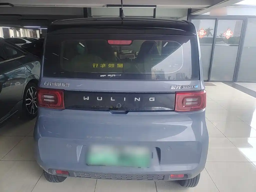 Wuling MINIEV — миниатюра 4