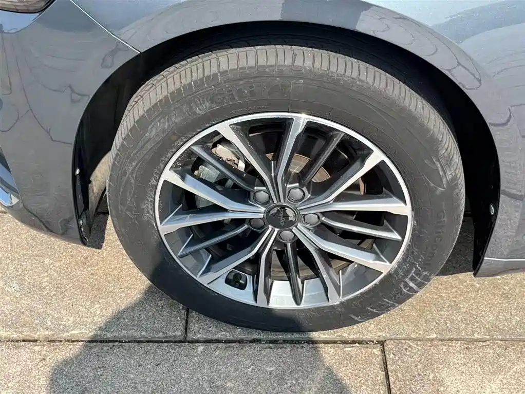 GEELY AUTOMOBILE XINGRUI