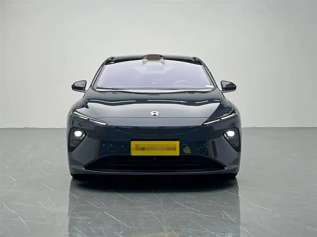 NIO NIO ET7