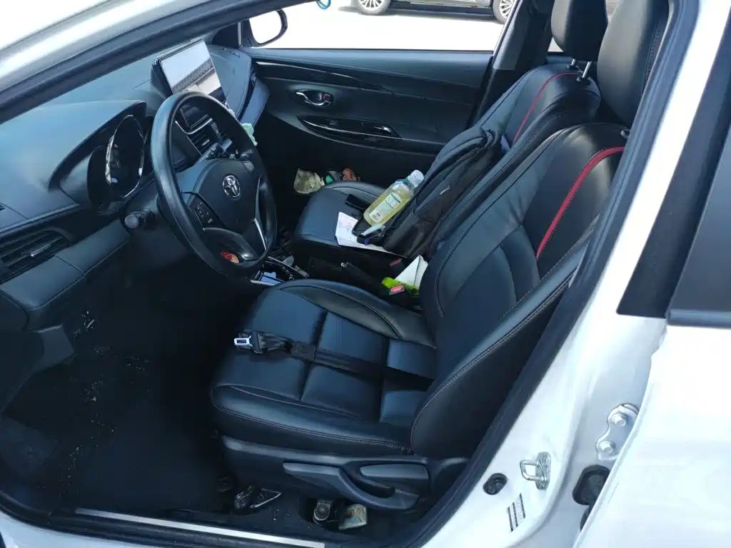 Toyota Yaris L — миниатюра 11