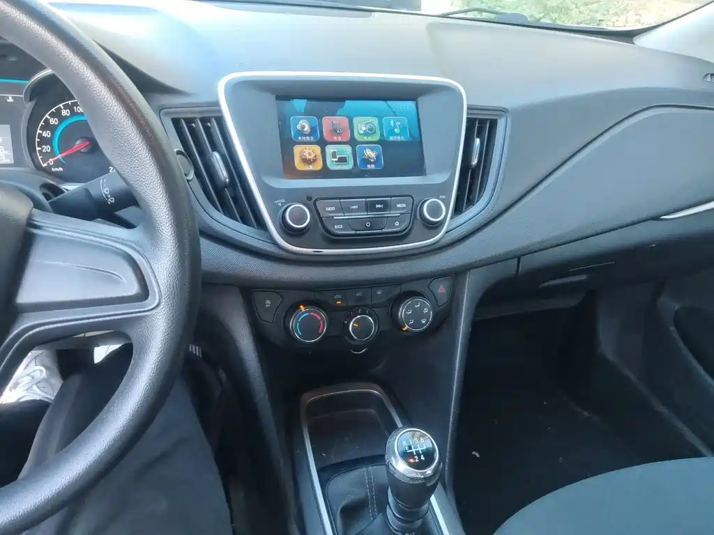Chevrolet Cavalier — миниатюра 9