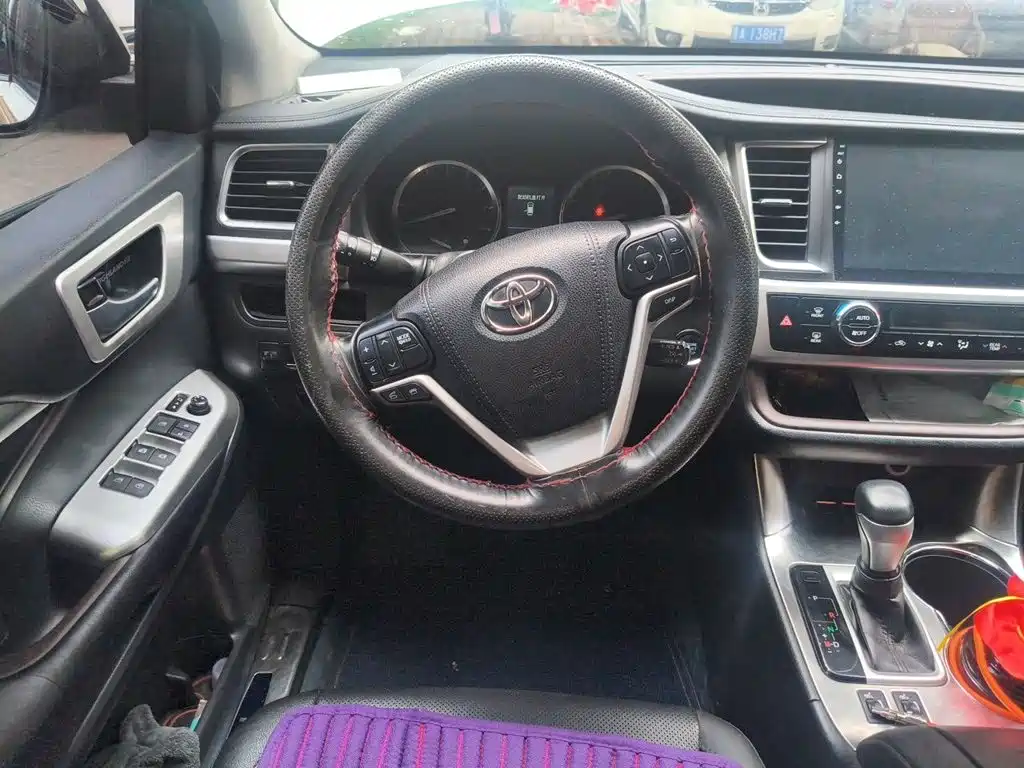 Toyota Highlander — миниатюра 6