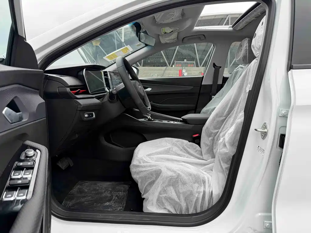Geely Binrui — миниатюра 12