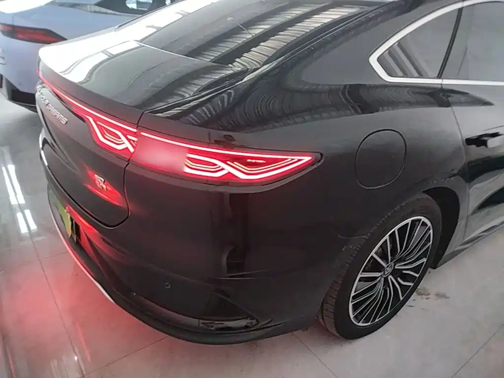 BYD Han — миниатюра 6