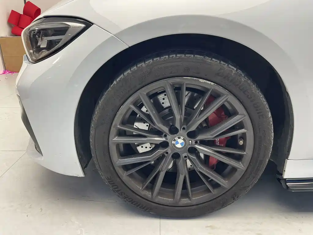 BMW 3 Series — миниатюра 25