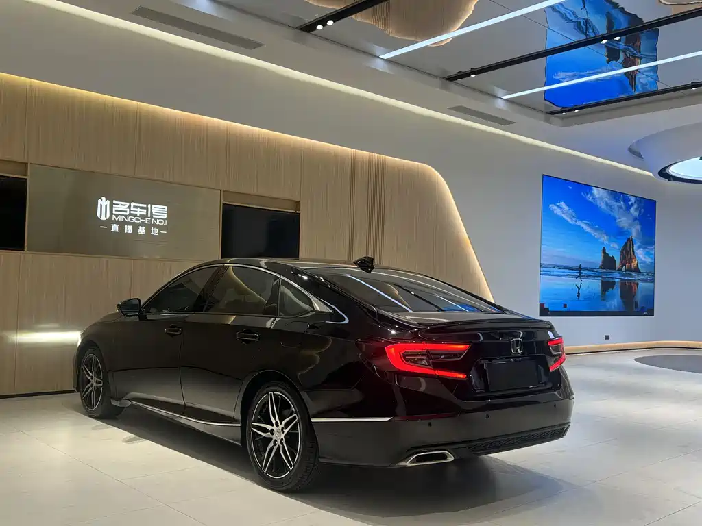 Honda Accord 2022 260TURBO Luxury