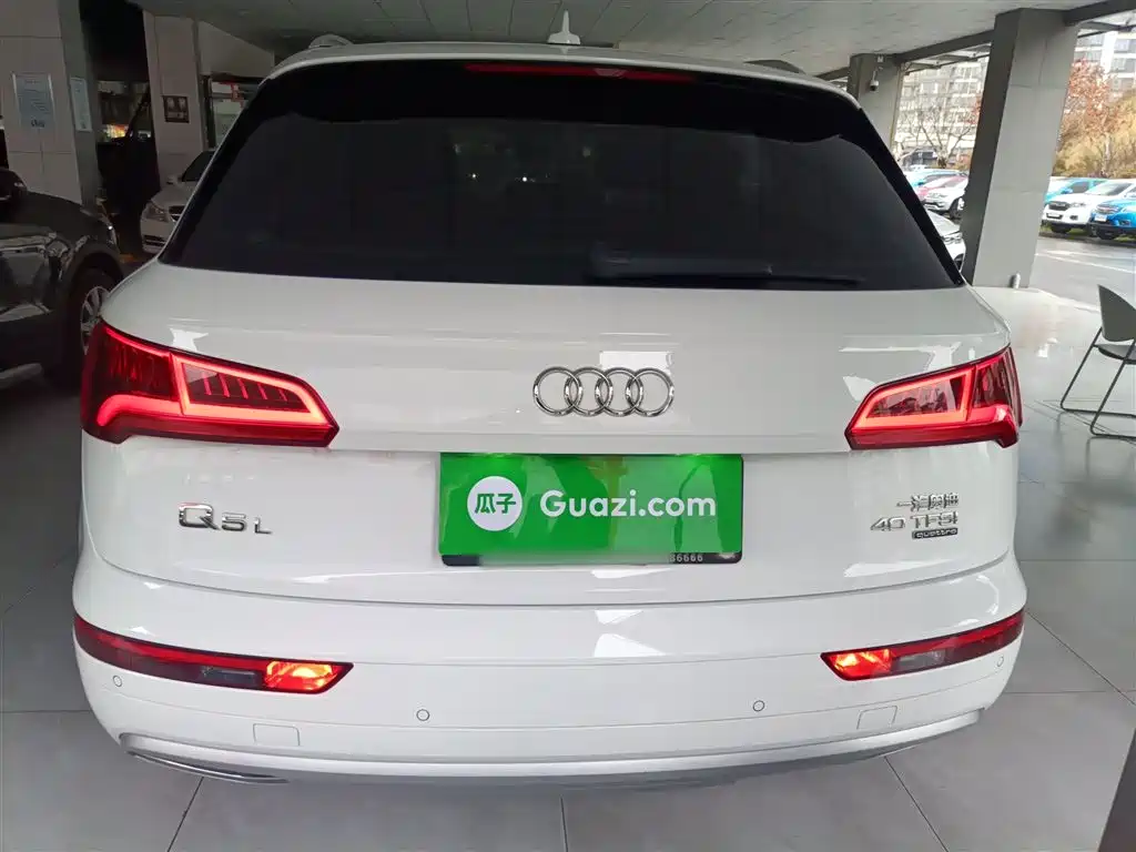 Audi Q5L 2020 40 TFSI